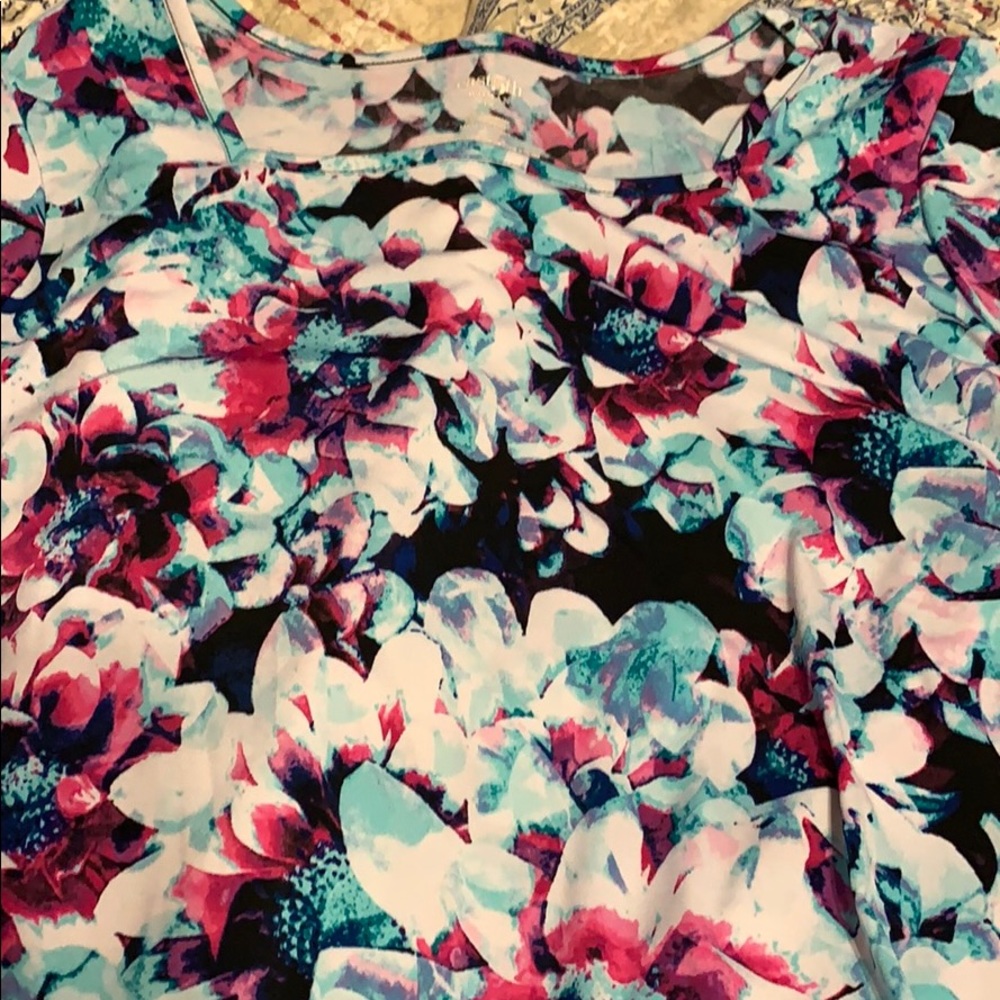 Floral short sleeve blouse